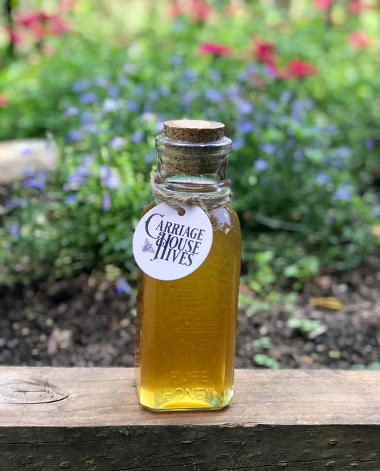 Spring Honey from Media in a Muth Bottlel